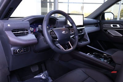 2025 Ford Explorer Platinum4WD