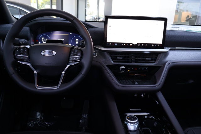 2025 Ford Explorer Platinum4WD