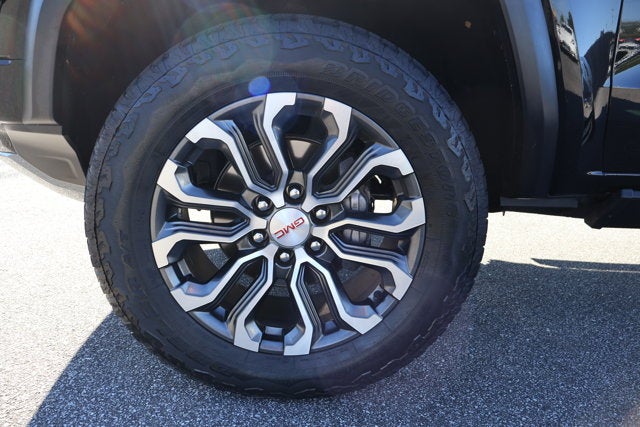 2023 GMC Canyon 4WD Denali