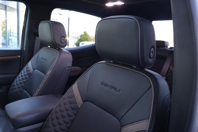2023 GMC Canyon 4WD Denali