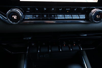 2023 GMC Canyon 4WD Denali