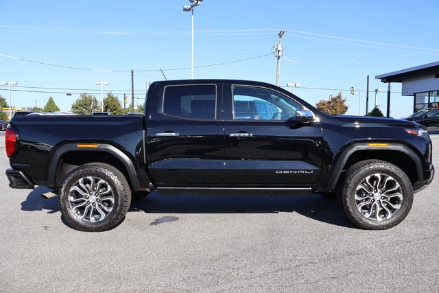 2023 GMC Canyon 4WD Denali