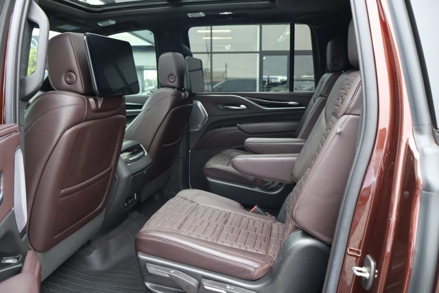 2022 Cadillac Escalade ESV Sport Platinum