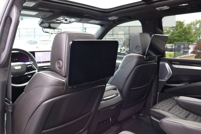 2025 Cadillac Escalade ESV 4WD Sport Platinum