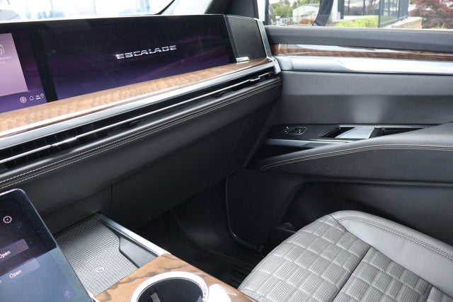 2025 Cadillac Escalade ESV 4WD Sport Platinum
