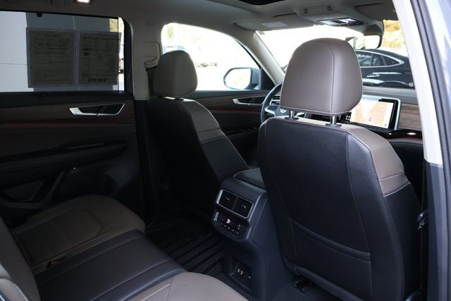 2025 Volkswagen Atlas 2.0T SEL