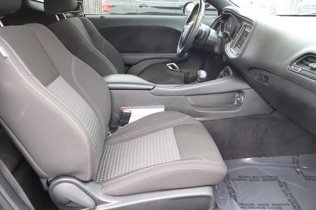 2022 Dodge Challenger SXT