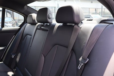 2023 BMW 3 Series 330e
