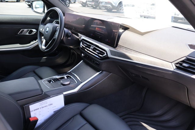 2023 BMW 3 Series 330e