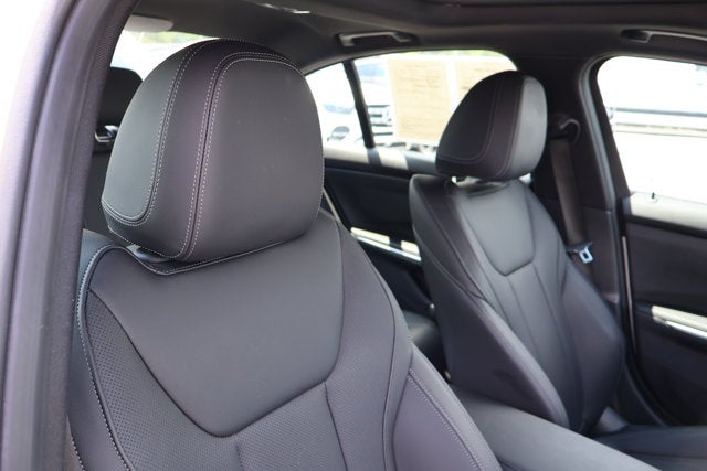 2023 BMW 3 Series 330e