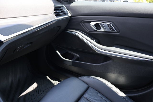 2023 BMW 3 Series 330e