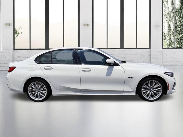 2023 BMW 3 Series 330e
