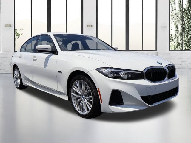 2023 BMW 3 Series 330e
