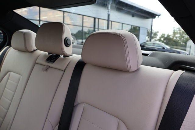 2023 BMW 3 Series 330i