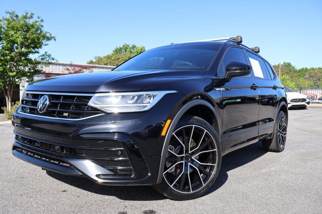 2023 Volkswagen Tiguan SE R-Line Black