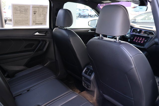 2023 Volkswagen Tiguan SE R-Line Black