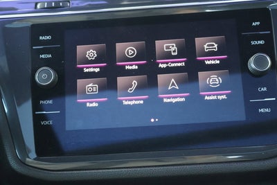 2023 Volkswagen Tiguan SE R-Line Black