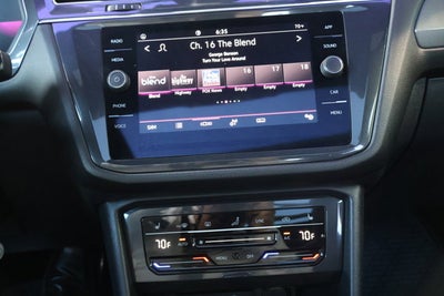 2023 Volkswagen Tiguan SE R-Line Black