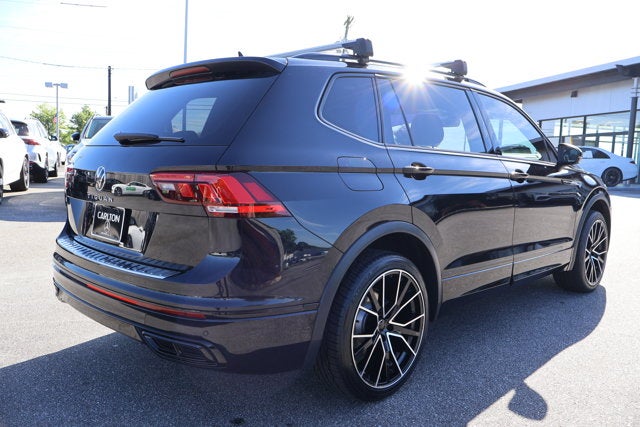 2023 Volkswagen Tiguan SE R-Line Black