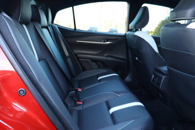 2025 Toyota Camry SE Hybrid