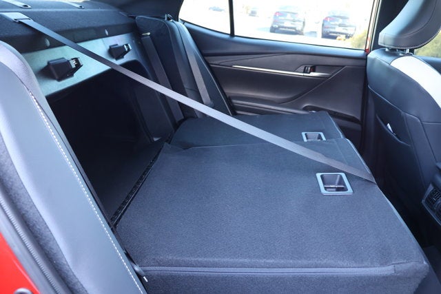 2025 Toyota Camry SE Hybrid