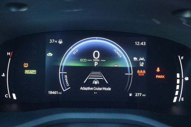 2025 Toyota Camry SE Hybrid