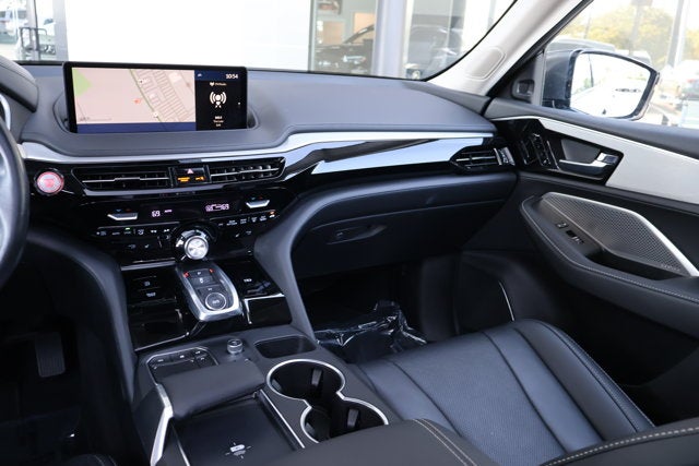 2023 Acura MDX w/Technology Package
