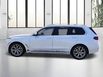 2023 BMW X7 xDrive40i