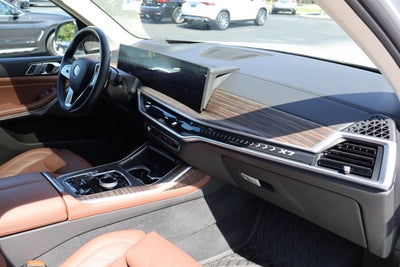 2023 BMW X7 xDrive40i