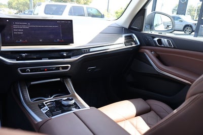 2023 BMW X7 xDrive40i