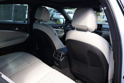 2025 Genesis G70 3.3T Sport Advanced