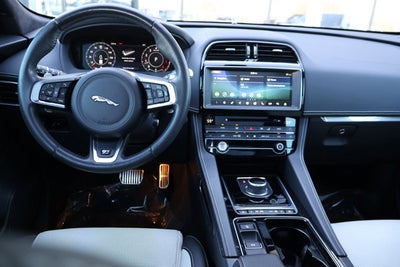2020 Jaguar F-PACE 25t R-Sport