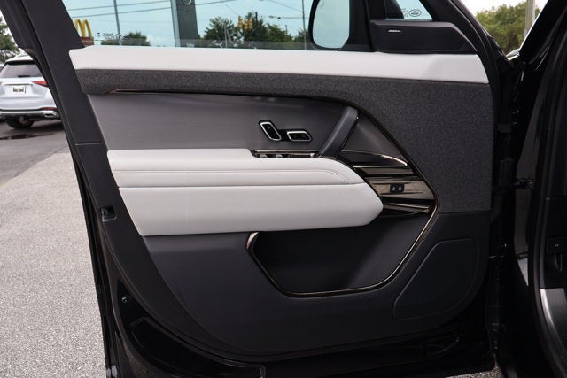2024 Land Rover Range Rover Sport SE