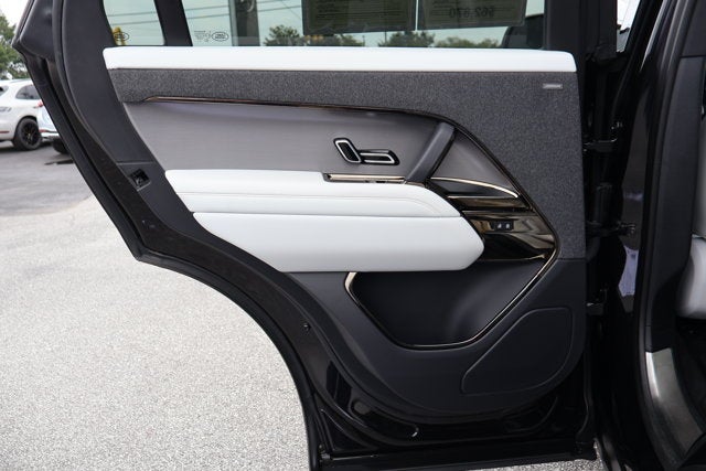 2024 Land Rover Range Rover Sport SE