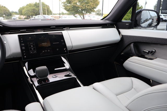 2024 Land Rover Range Rover Sport SE