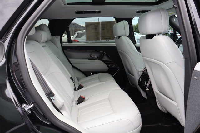 2024 Land Rover Range Rover Sport SE
