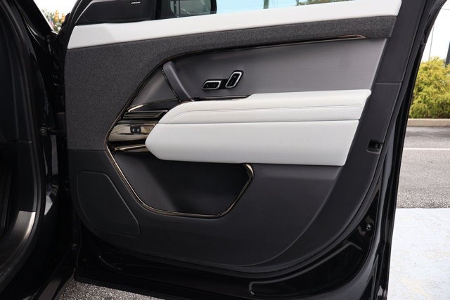 2024 Land Rover Range Rover Sport SE