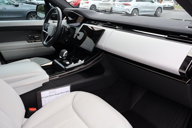 2024 Land Rover Range Rover Sport SE