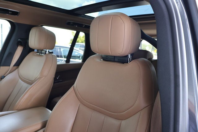 2024 Land Rover Range Rover SE