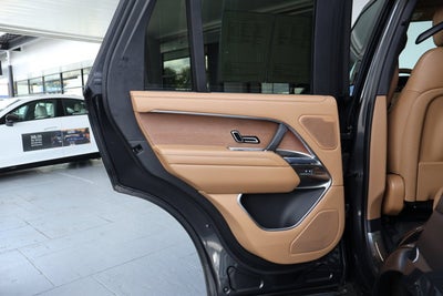 2024 Land Rover Range Rover SE