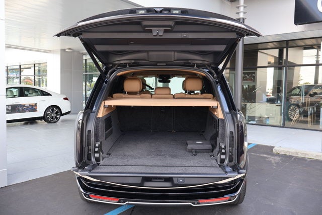 2024 Land Rover Range Rover SE