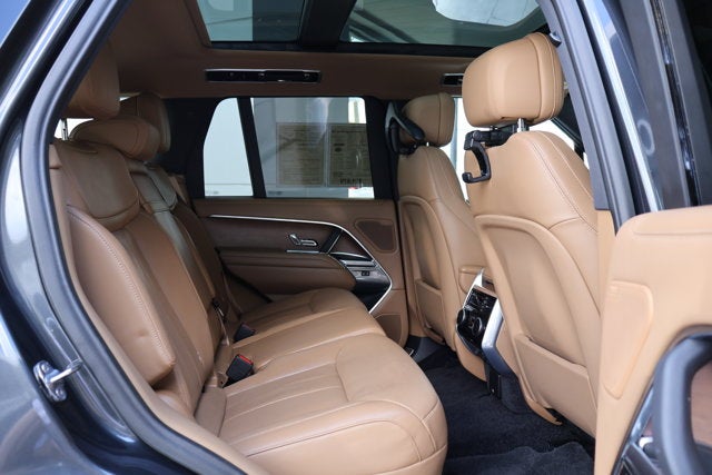 2024 Land Rover Range Rover SE