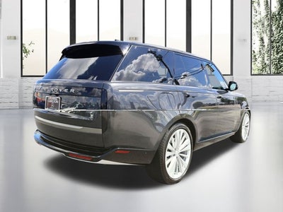 2024 Land Rover Range Rover SE