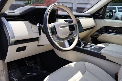 2023 Land Rover Range Rover SE