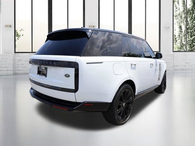 2023 Land Rover Range Rover SE