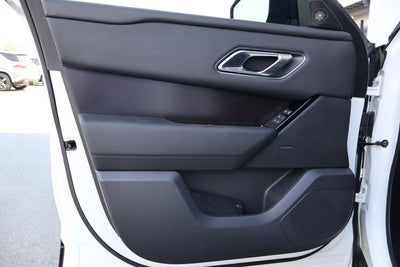 2026 Land Rover Range Rover Velar Dynamic SE