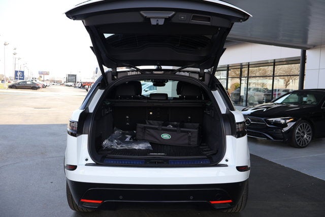 2026 Land Rover Range Rover Velar Dynamic SE