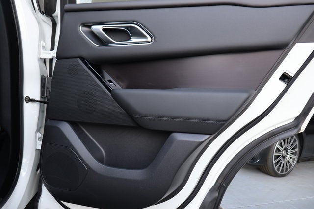 2026 Land Rover Range Rover Velar Dynamic SE