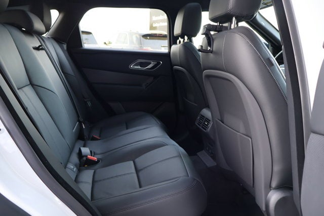 2026 Land Rover Range Rover Velar Dynamic SE