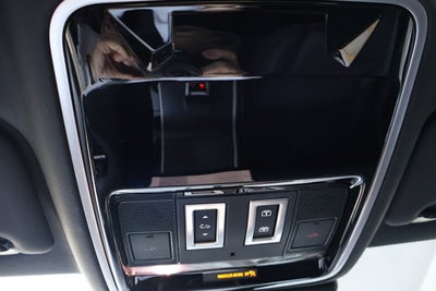 2026 Land Rover Range Rover Velar Dynamic SE